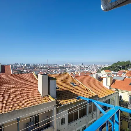 Classy Two Bedroom View Lisbon
