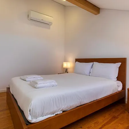 Classy Two Bedroom View Appartement
